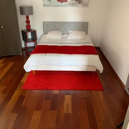 Les Ailes Des Matelles Bed and Breakfast